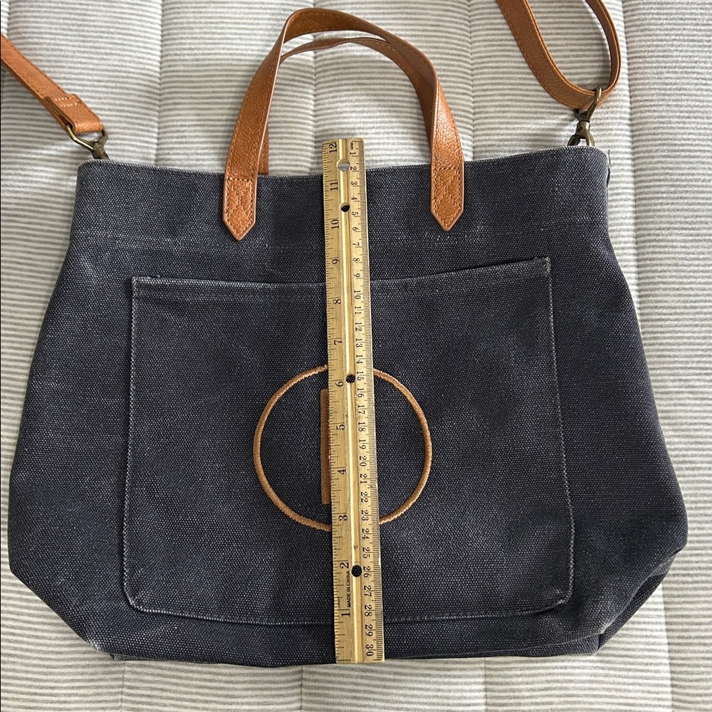 Thirty-One Initial “P” Shoulder Bag Purse Tote - Picture 7 of 12